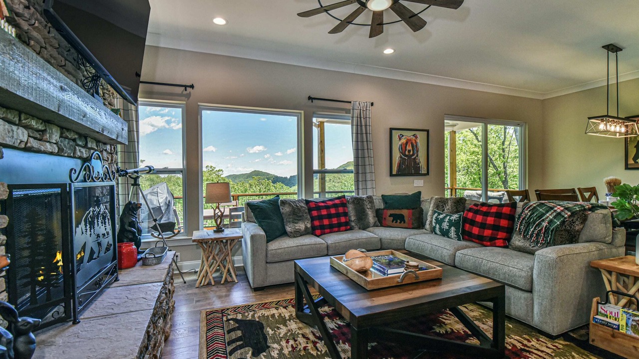 Photo of Livingroom in Black Mountain