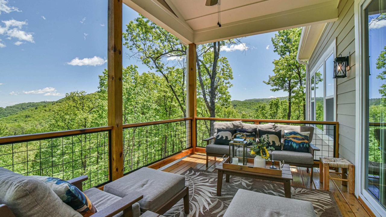 Photo of Patio Balcony in Black Mountain