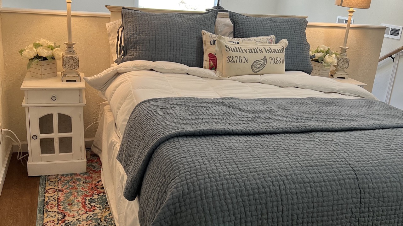Photo of Bedroom in Roan Mountain