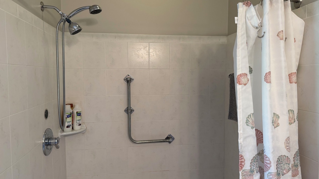 Photo of Bathroom in Williamstown