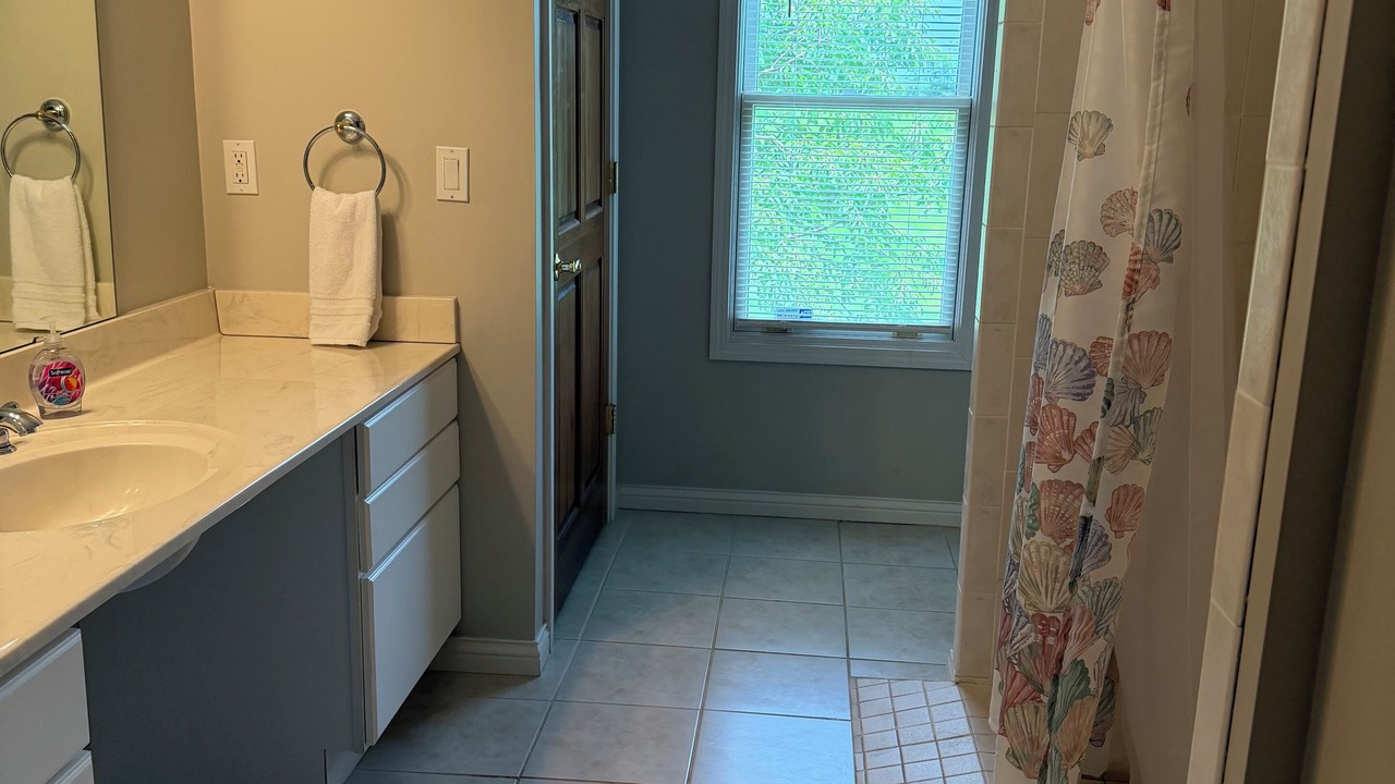 Photo of Bathroom in Williamstown