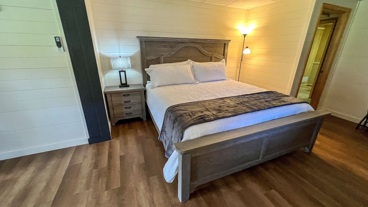 Photo of Bedroom in Grassy Creek