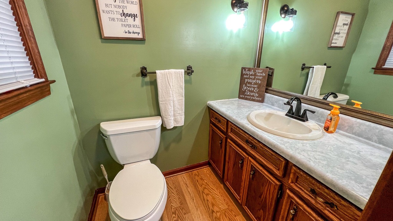 Photo of Bathroom in Grassy Creek