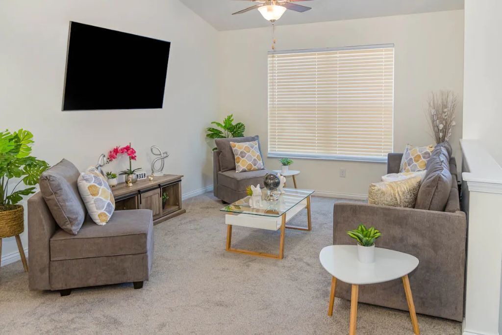 Photo of Livingroom in Independence