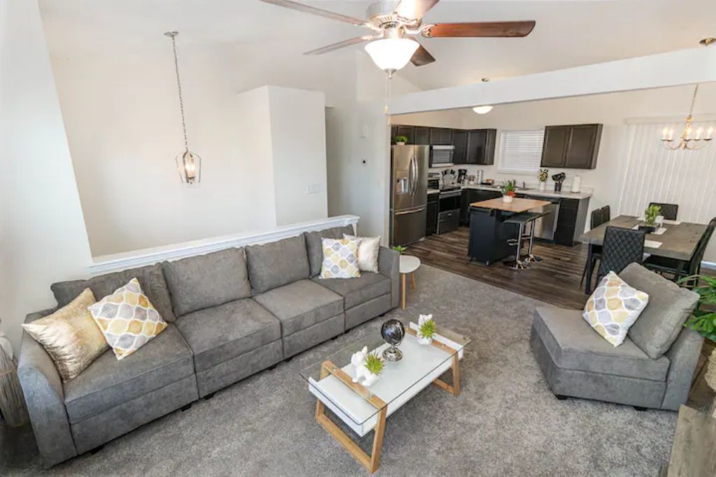 Photo of Livingroom in Independence