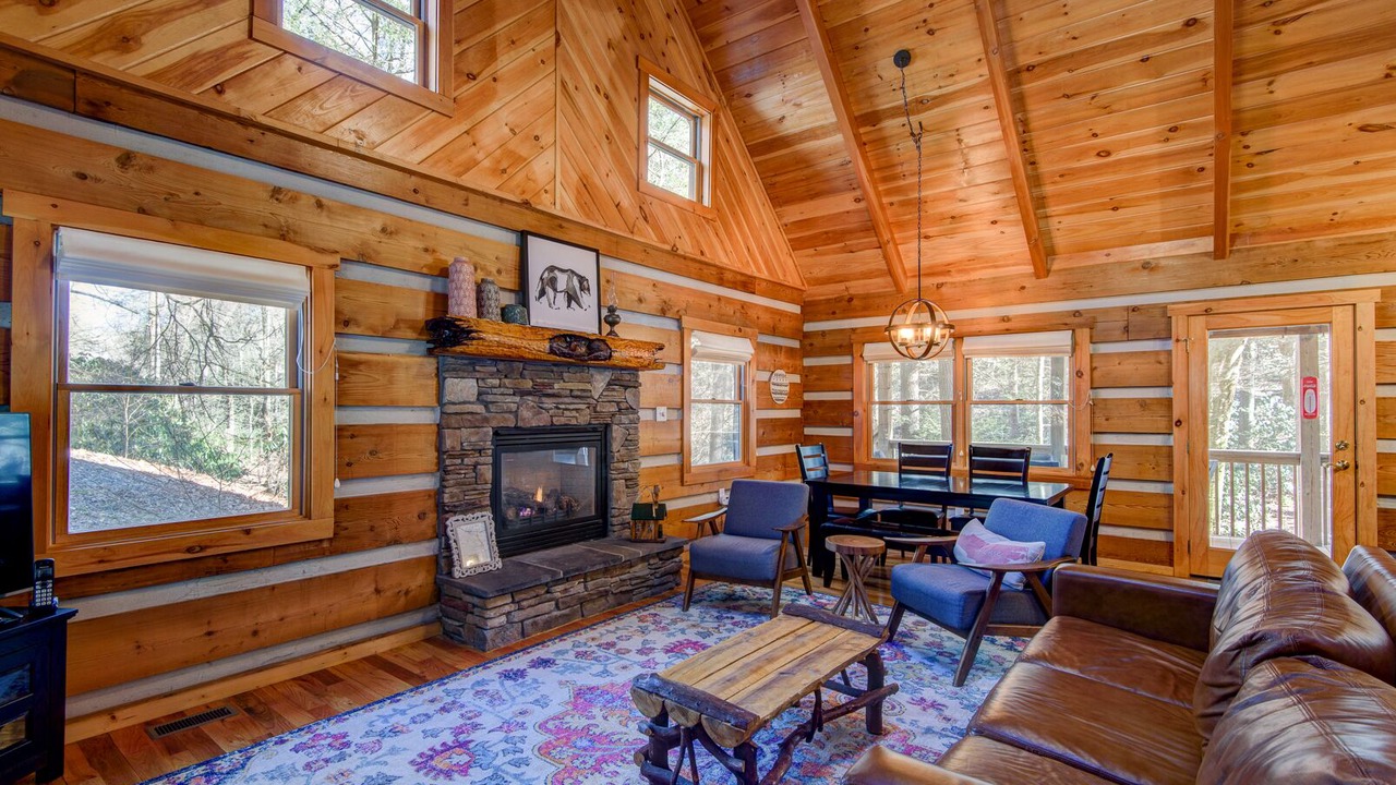 Photo of Livingroom in Boone