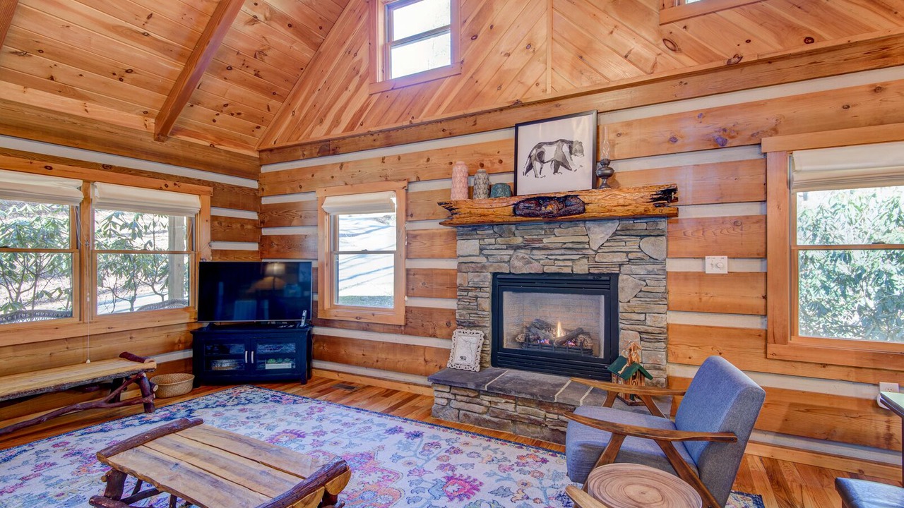 Photo of Livingroom in Boone