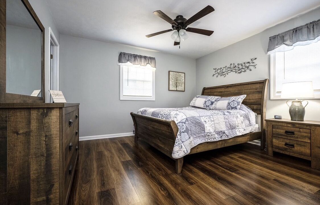 Photo of Bedroom in Clay City