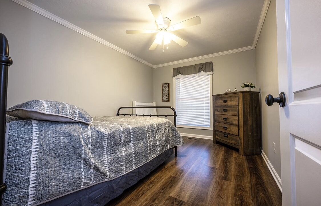 Photo of Bedroom in Clay City