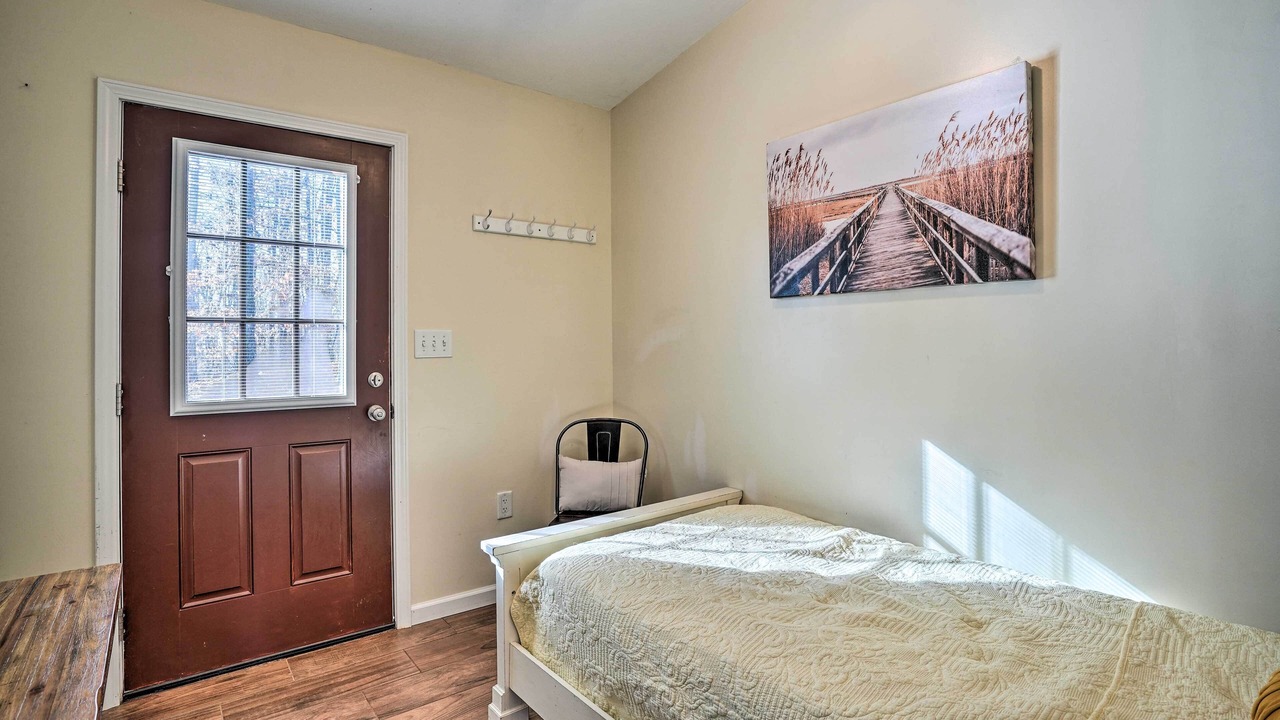 Photo of Bedroom in Oak Grove