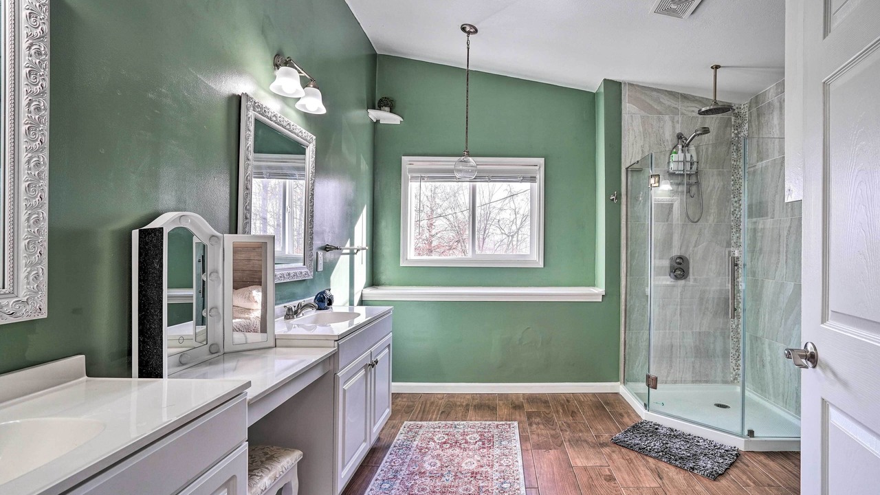 Photo of Bathroom in Oak Grove