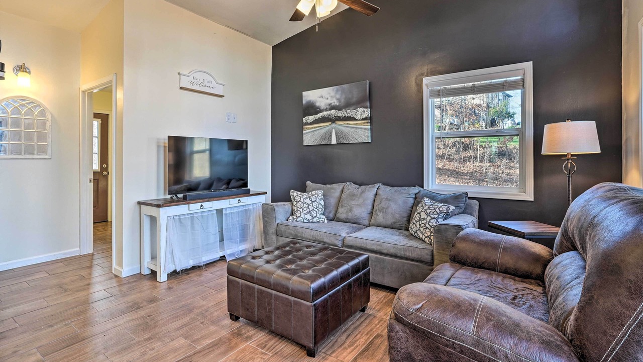 Photo of Bedroom in Oak Grove