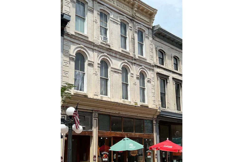 Photo of Others in Frankfort