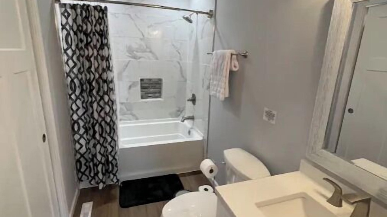 Photo of Bathroom in Stanton