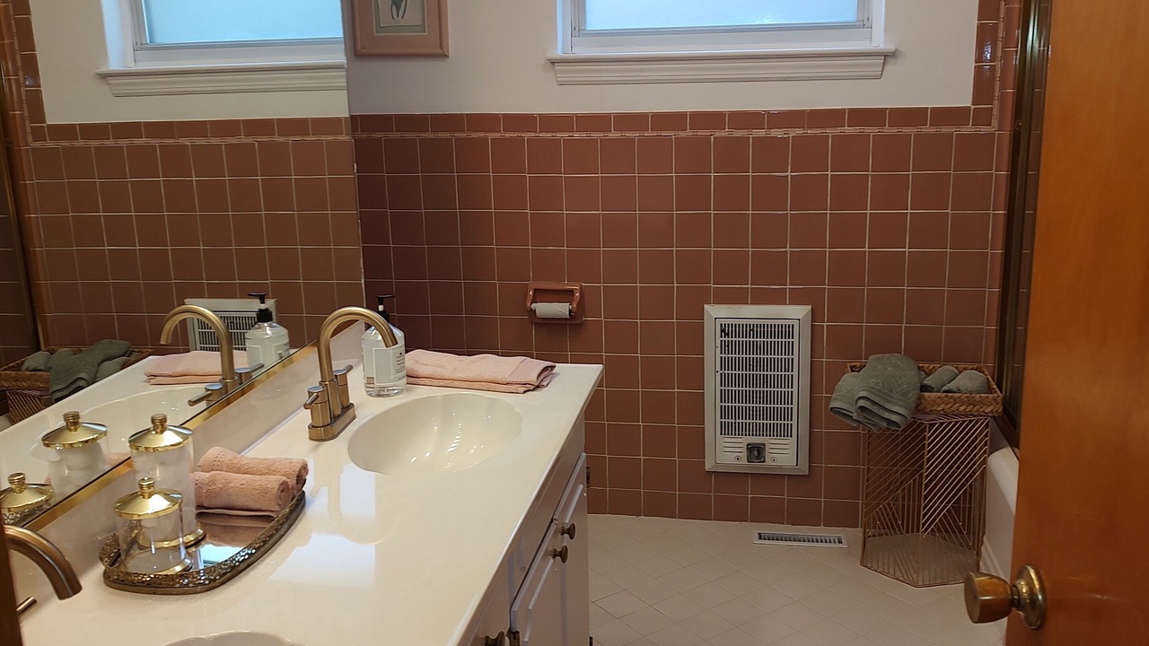 Photo of Bathroom in South Williamson