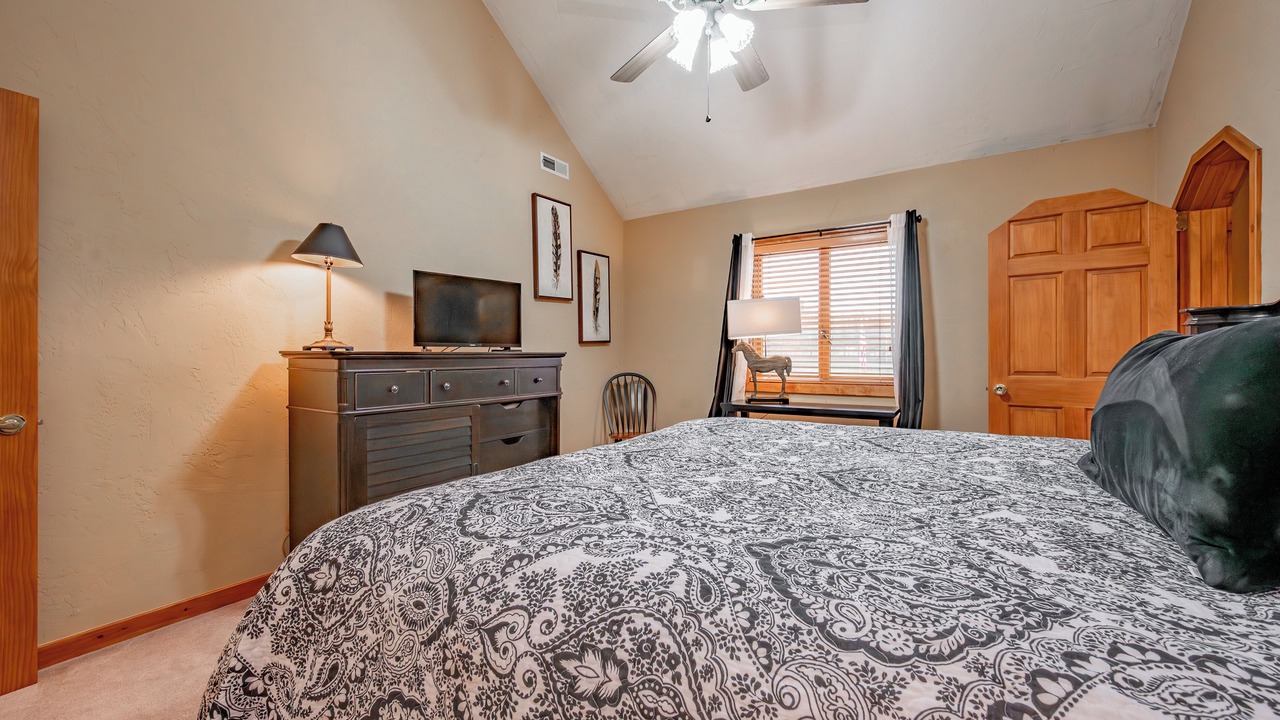 Photo of Bedroom in Blakeslee