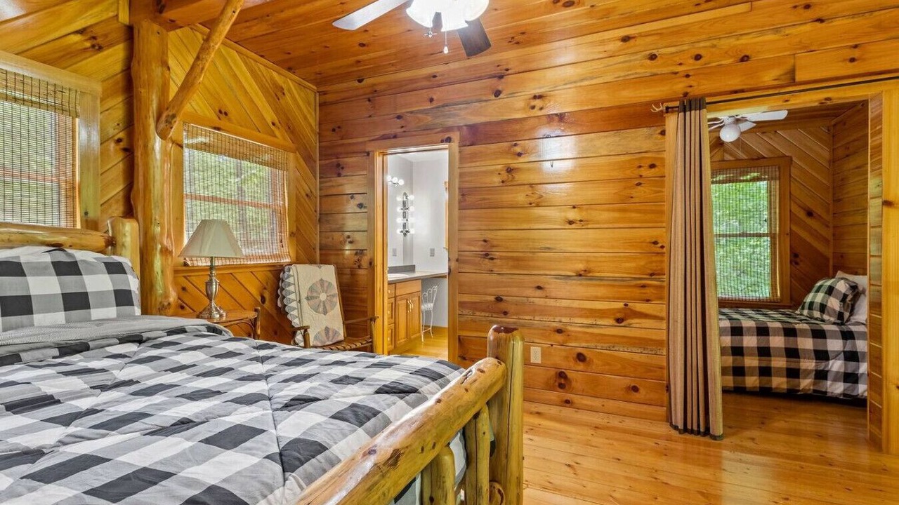 Photo of Bedroom in Slade