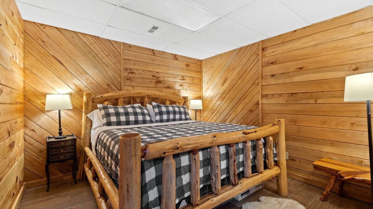 Photo of Bedroom in Slade