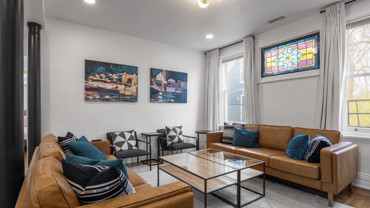 Photo of Livingroom in Walnut Hills