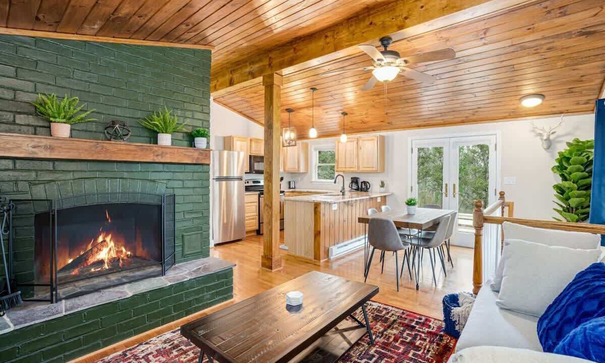 Photo of Livingroom in Millville