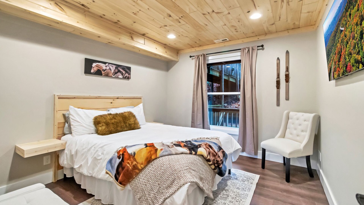 Photo of Bedroom in Sugar Mountain