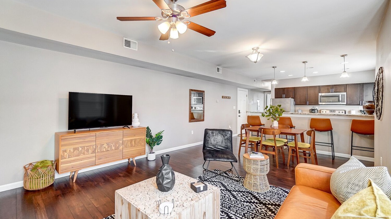 Photo of Livingroom in Oakley