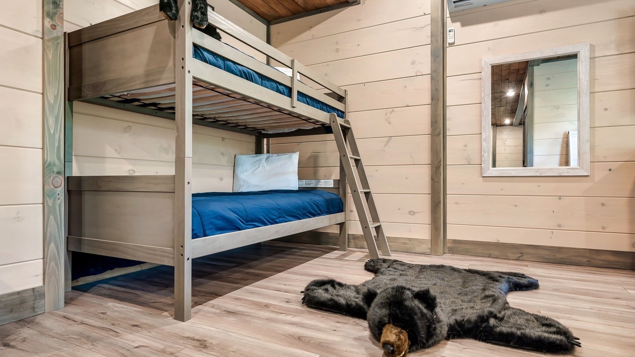 Photo of Bedroom in Wears Valley