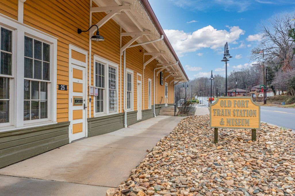 Photo of Outdoor in Old Fort