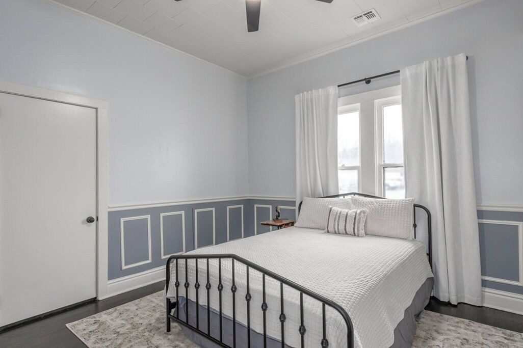 Photo of Bedroom in Old Fort