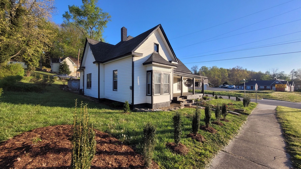 Photo of Outdoor in Old Fort