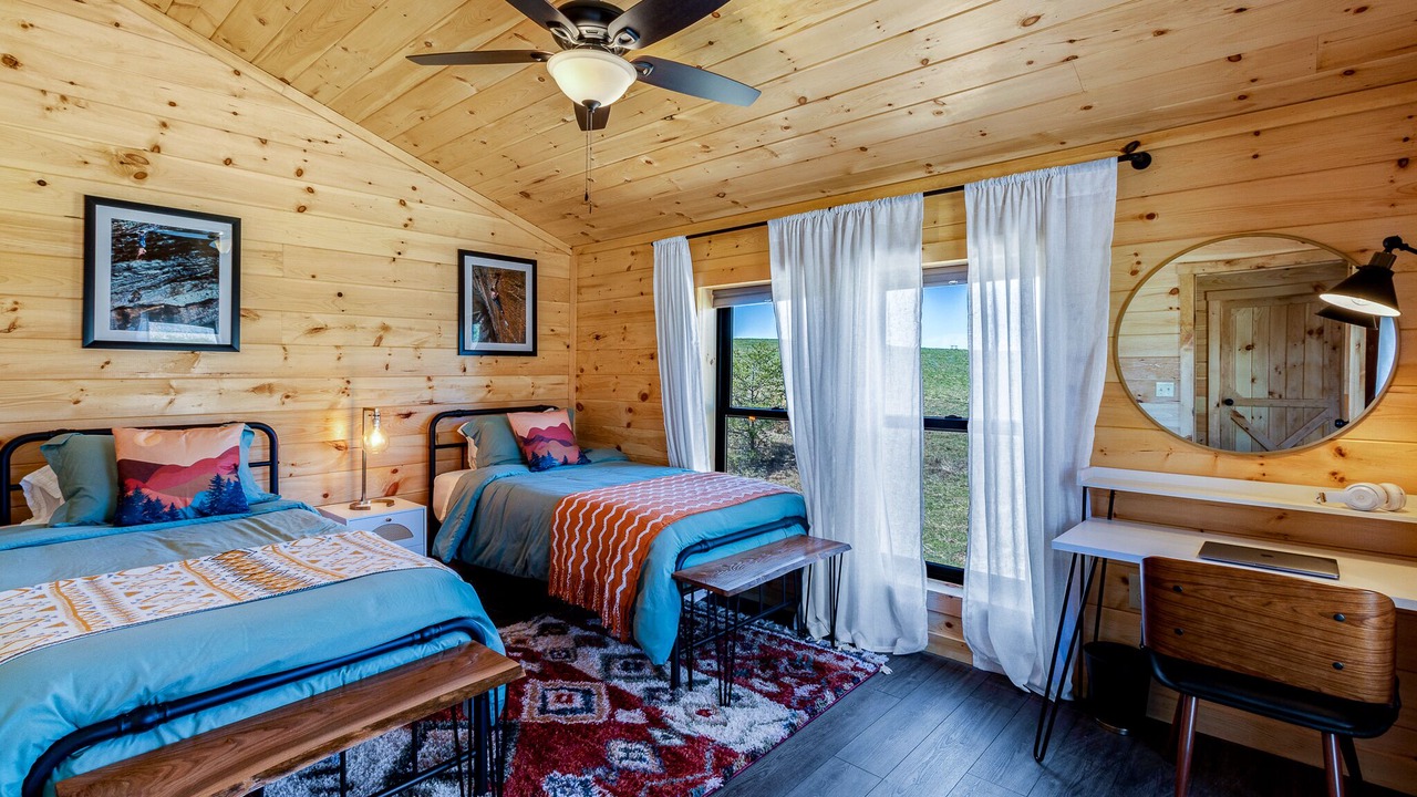 Photo of Bedroom in Rogers