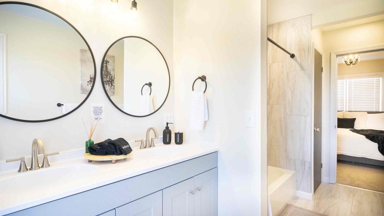 Photo of Bathroom in Williamstown