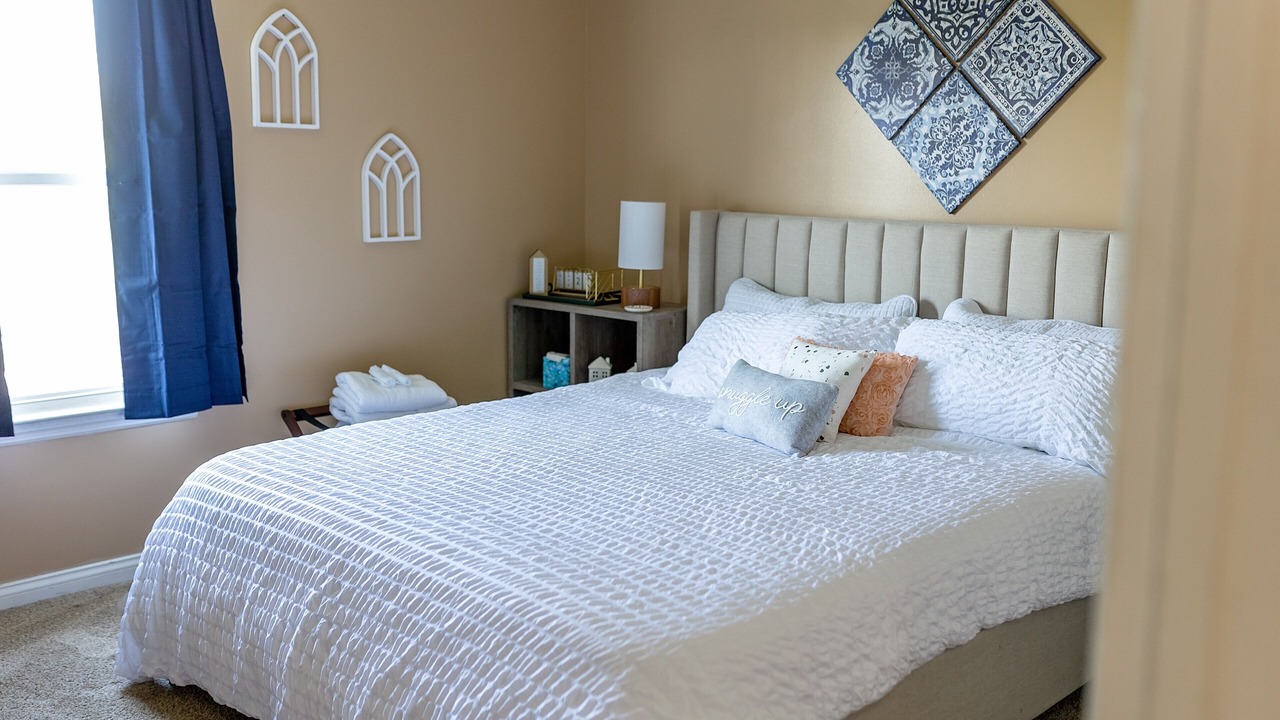 Photo of Bedroom in Crittenden