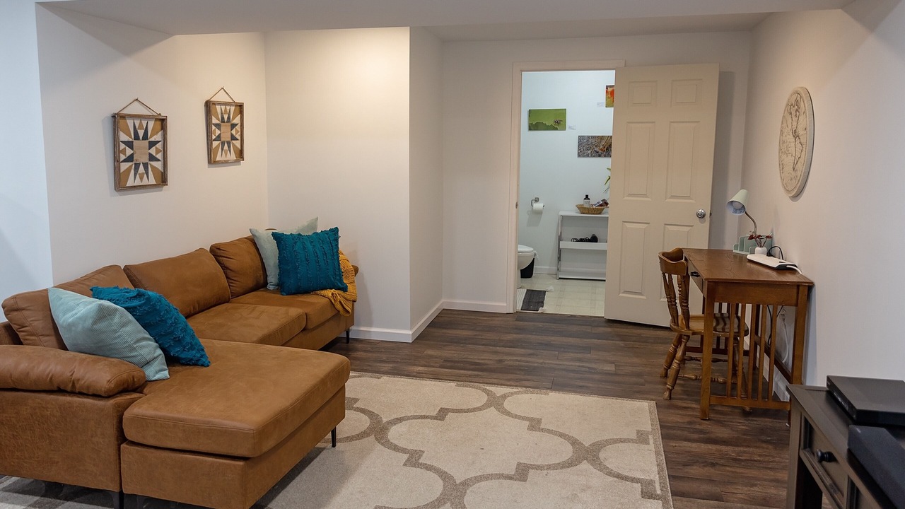 Photo of Livingroom in Crittenden