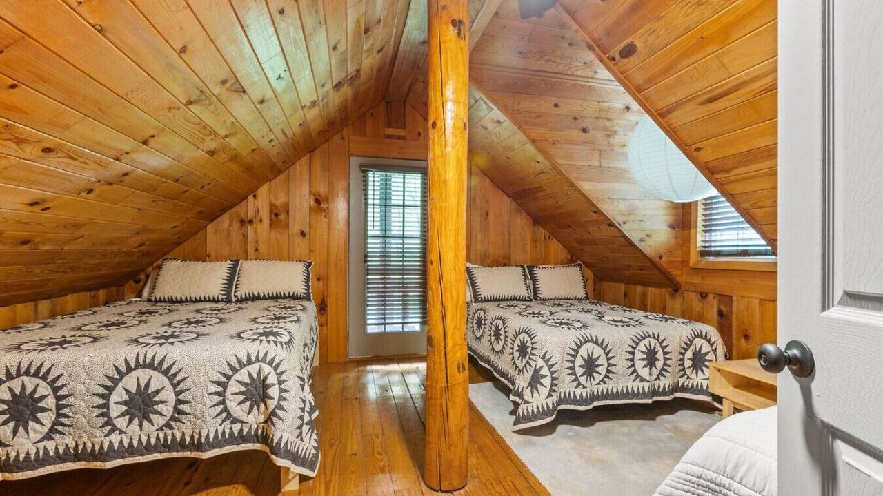 Photo of Bedroom in Pine Ridge