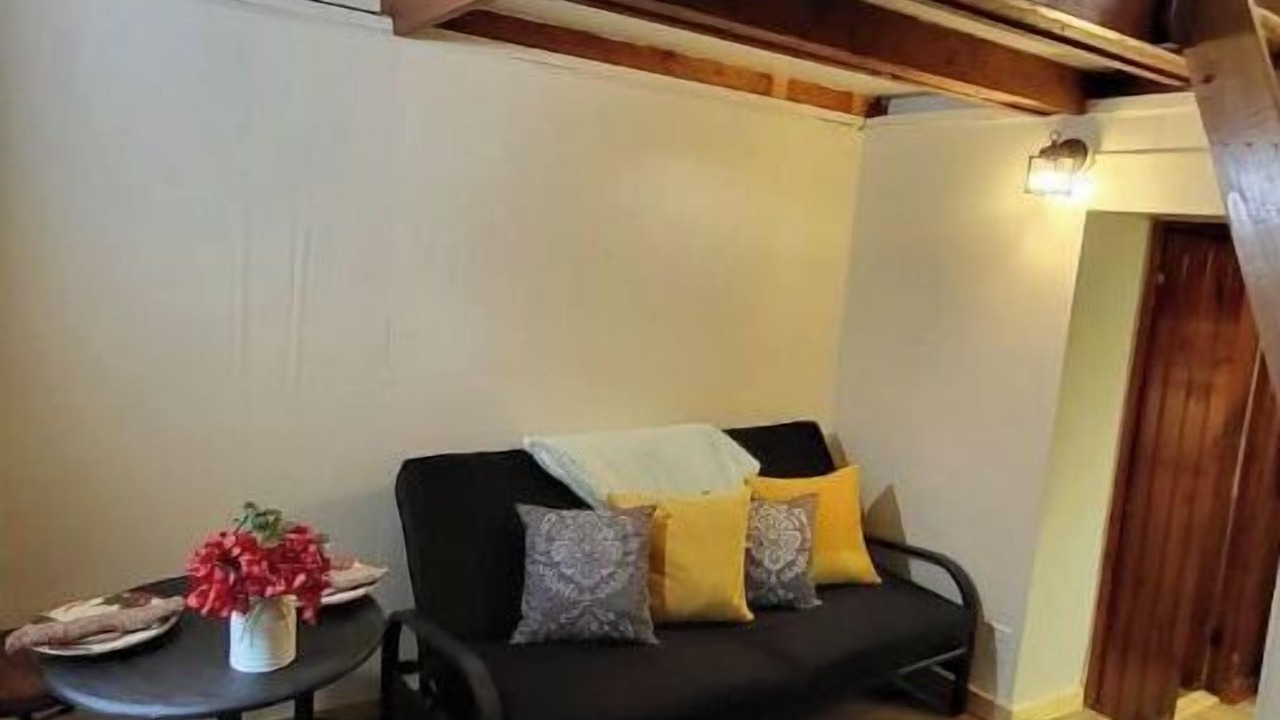 Photo of Livingroom in Ballenger Creek