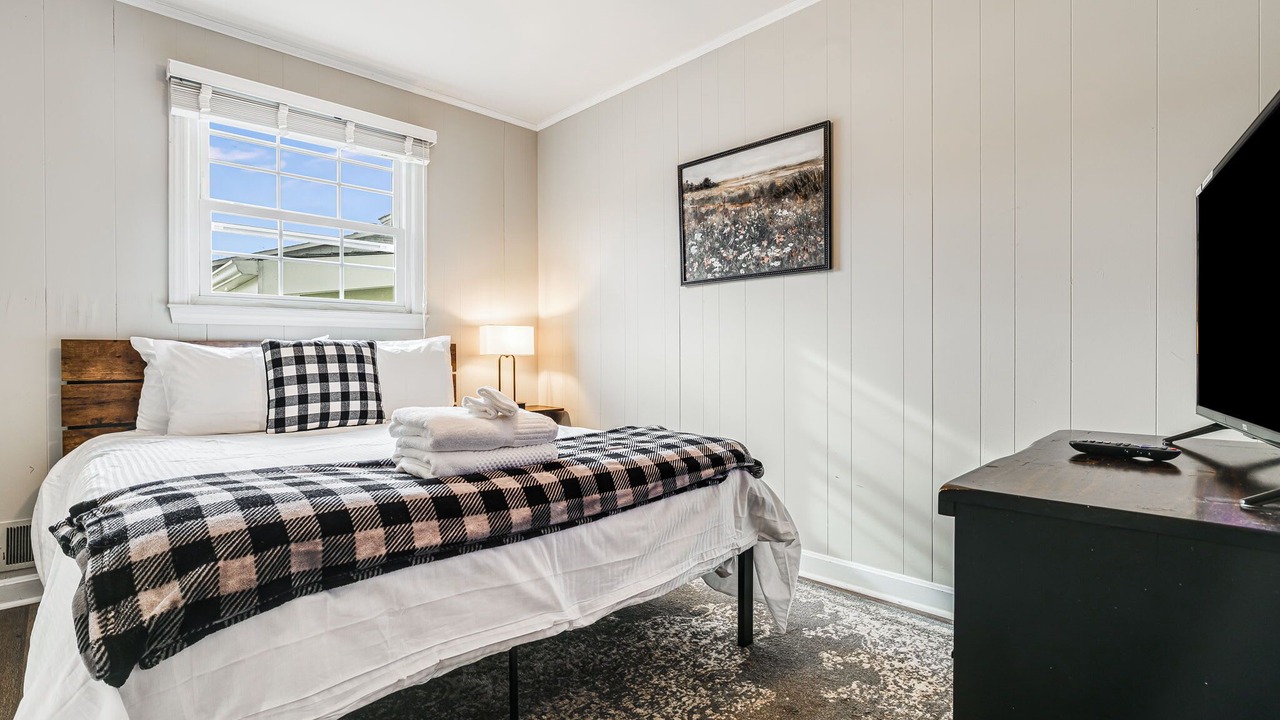 Photo of Bedroom in Blowing Rock