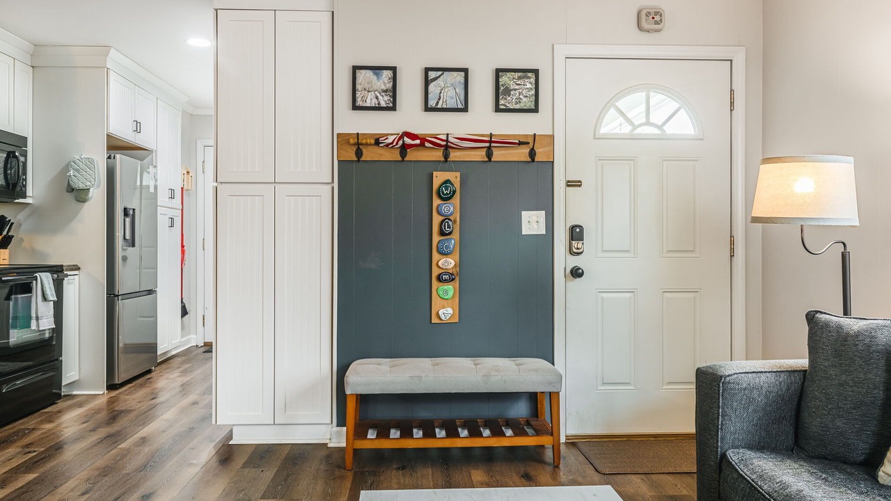 Photo of Livingroom in Blowing Rock