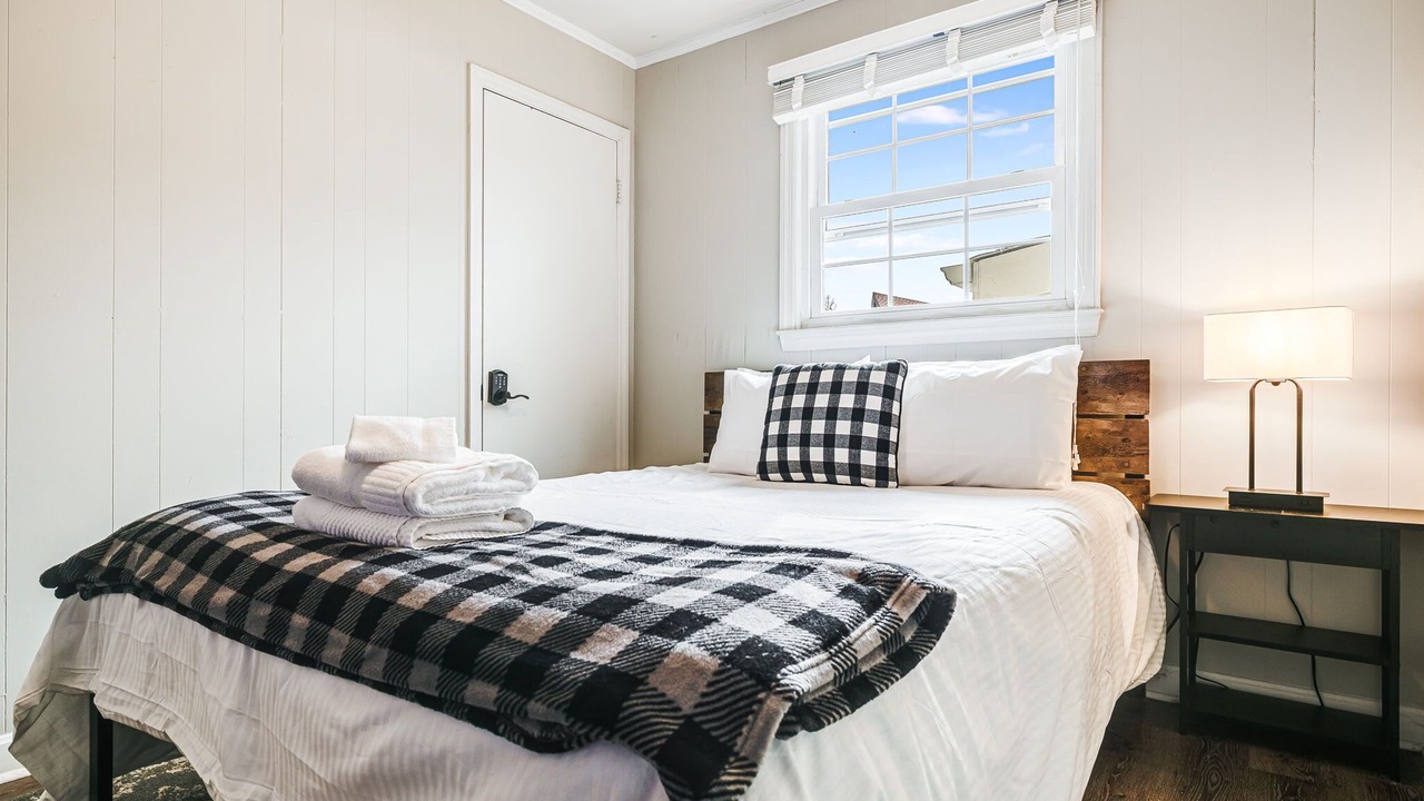 Photo of Bedroom in Blowing Rock