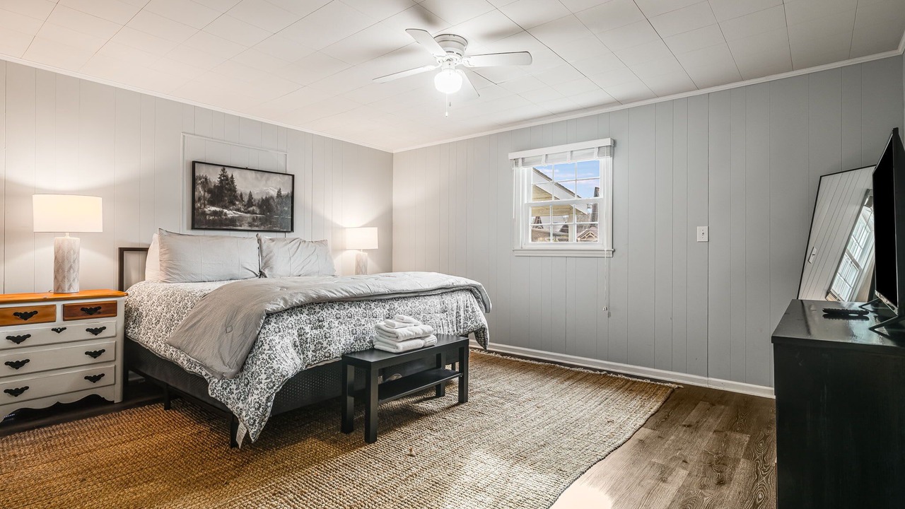 Photo of Bedroom in Blowing Rock