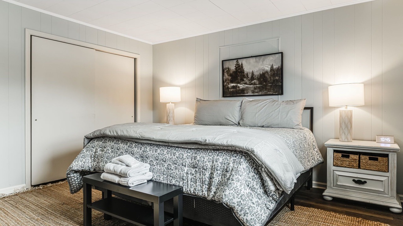 Photo of Bedroom in Blowing Rock