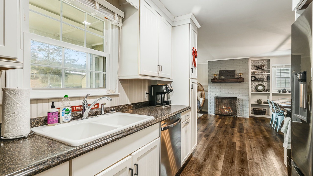Photo of Kitchen in Blowing Rock