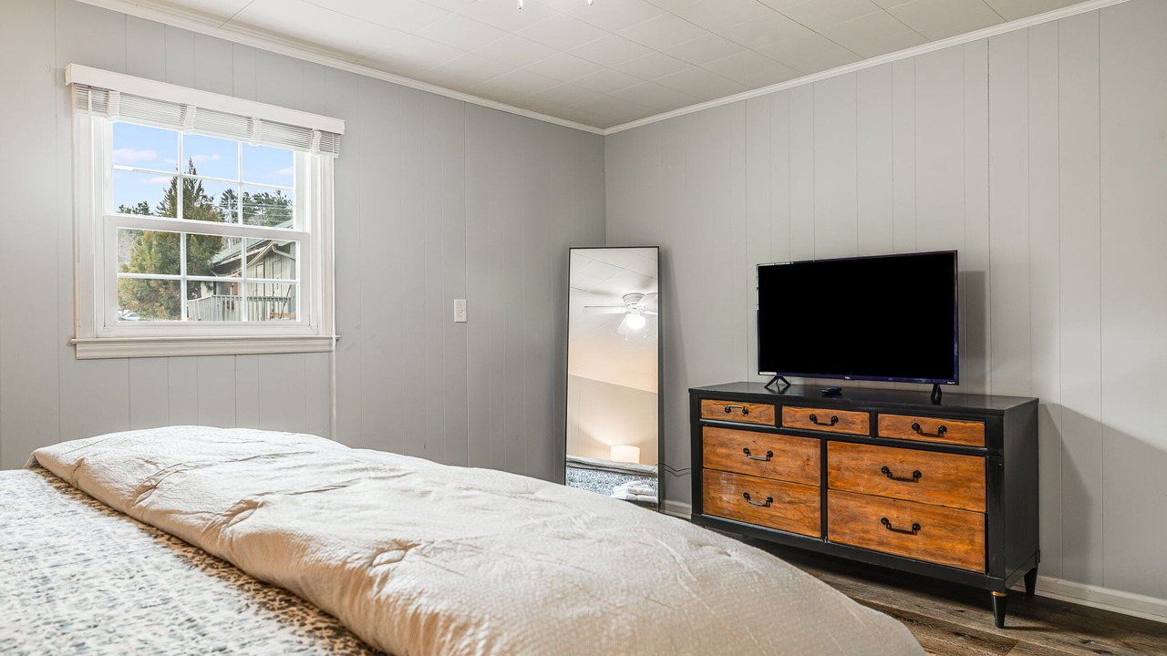 Photo of Bedroom in Blowing Rock