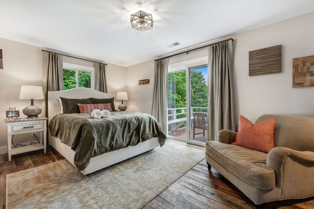 Photo of Bedroom in Frank