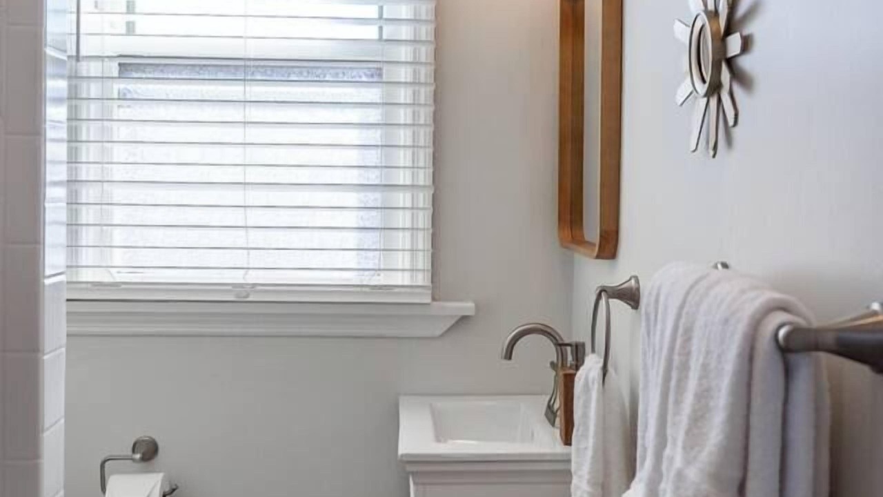 Photo of Bathroom in Oakley