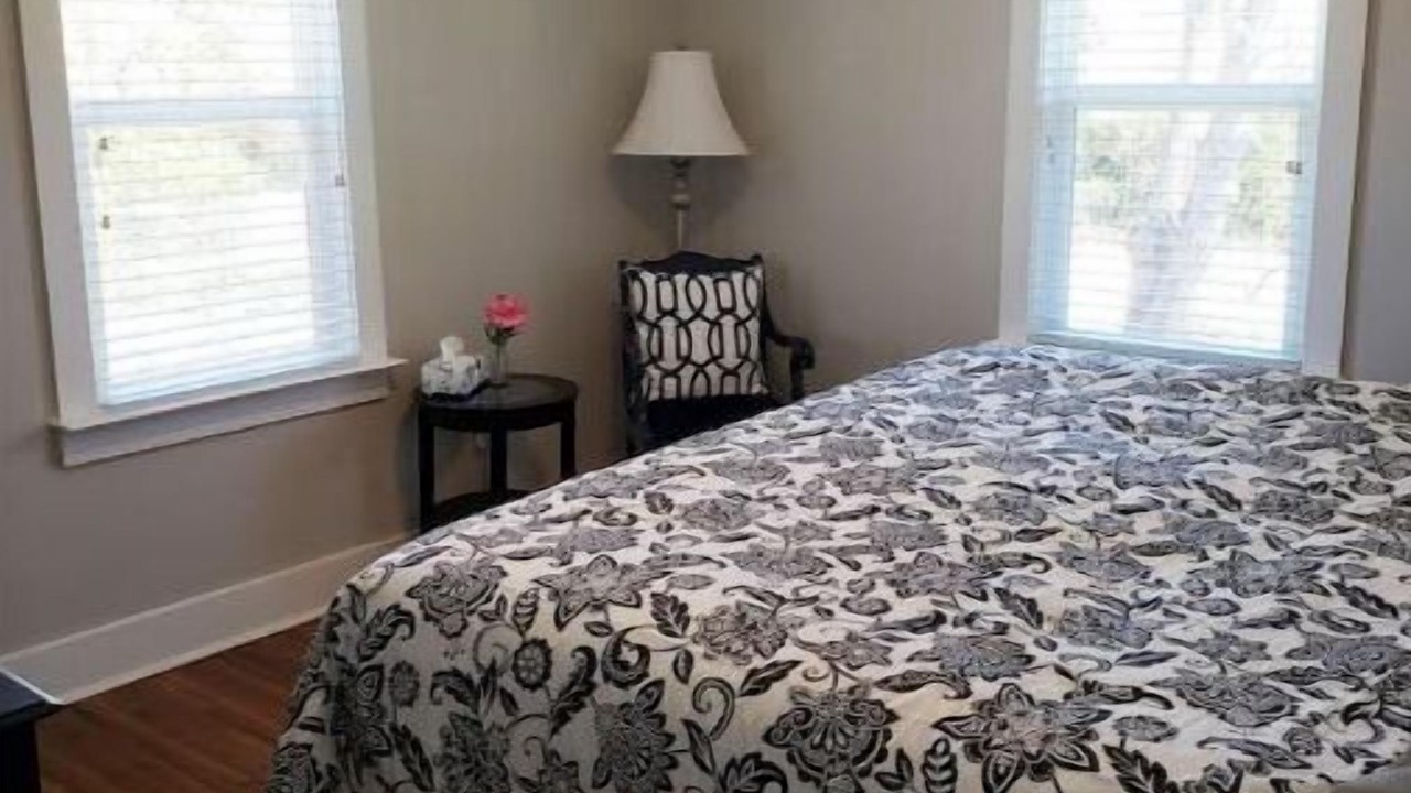 Photo of Bedroom in Hendersonville
