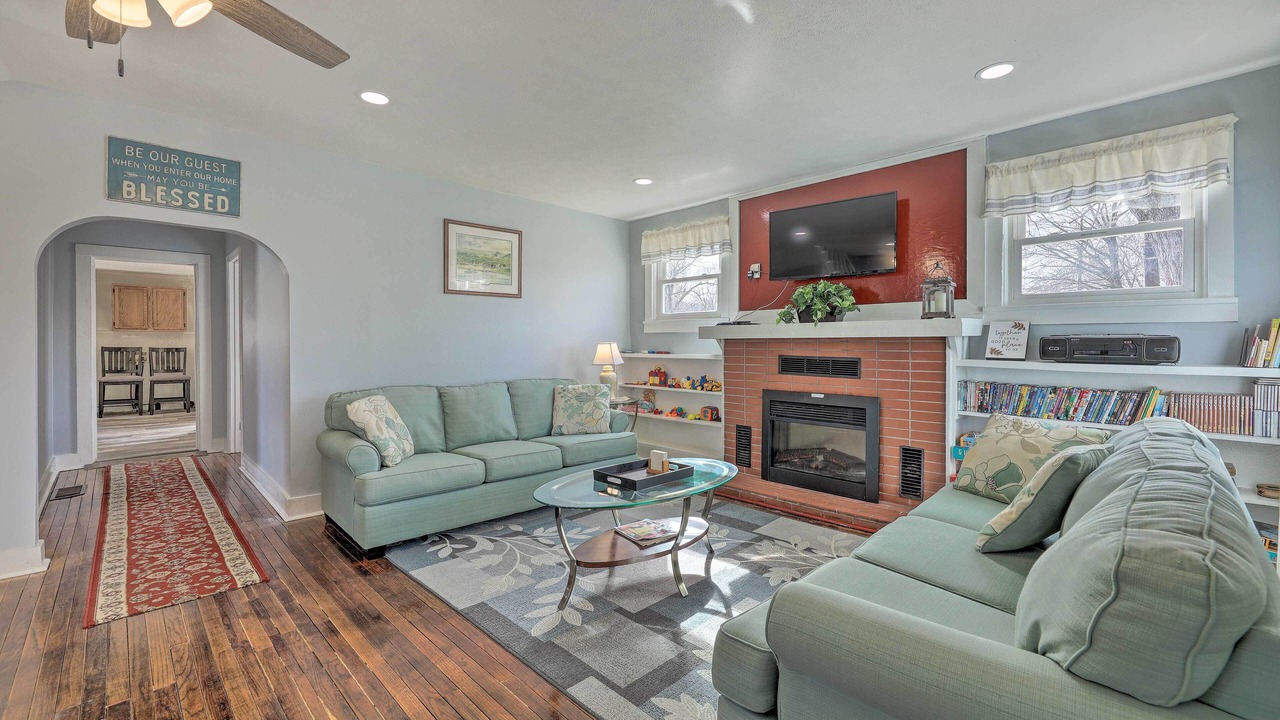Photo of Livingroom in Manchester