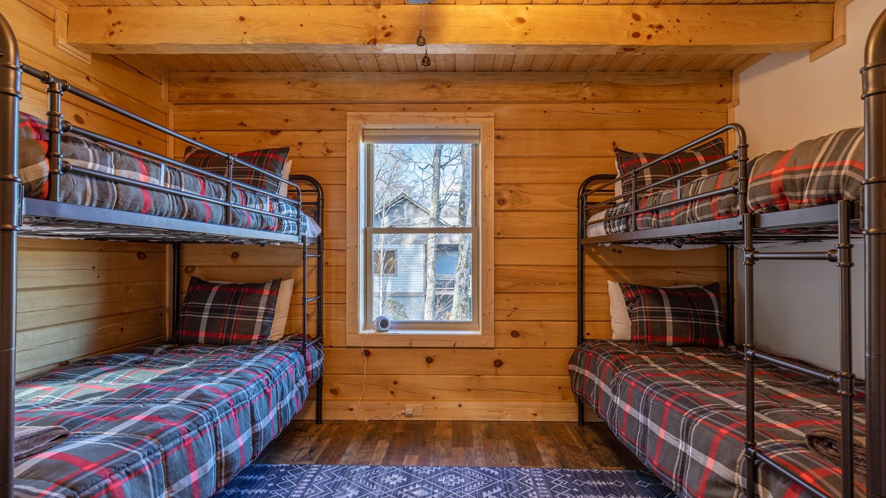 Photo of Bedroom in Sugar Mountain