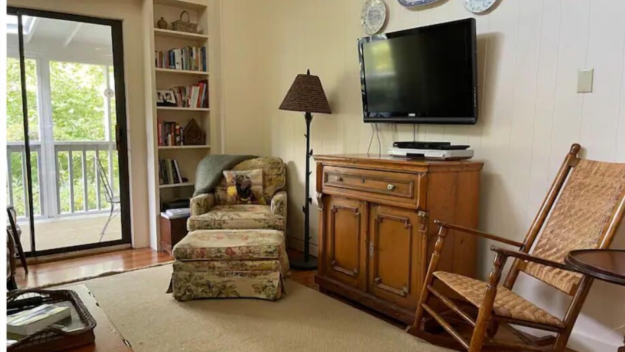 Photo of Livingroom in Black Mountain