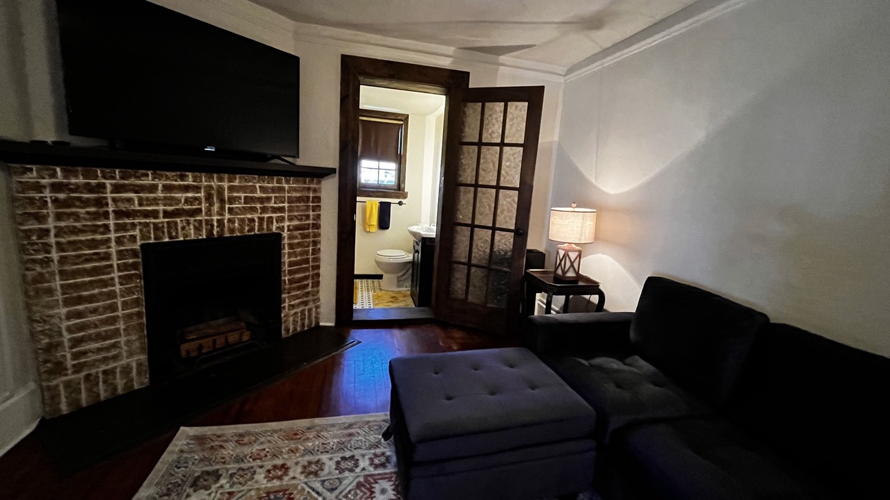 Photo of Livingroom in Kingsport